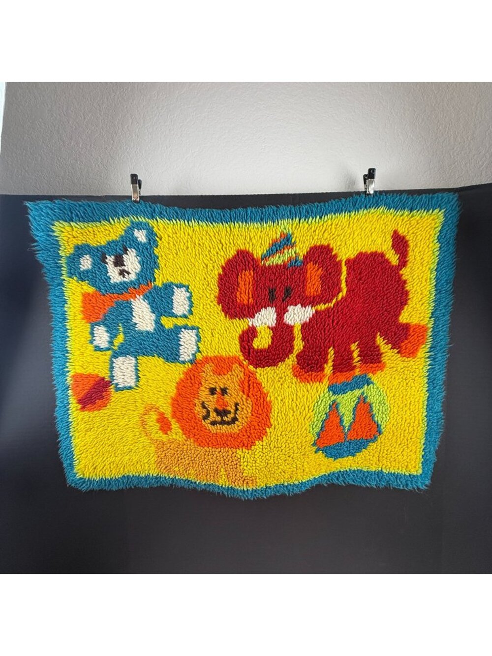 Vintage Circus Zoo Animals Latch Hook Rug Completed